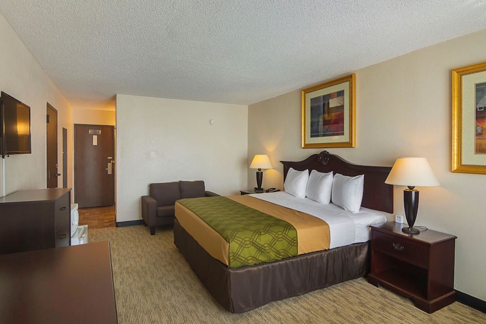 Hotel Super 8 Sulphur Springs - photo 17