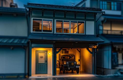 HIDA TAKAYAMA BASE Traditional Japanese Garage House with Private Sauna — 4-Star Luxury Hotel in Takayama, Japan