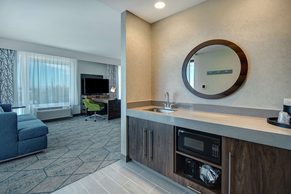 Hampton Inn & Suites Sunnyvale Silicon Valley - photo 27