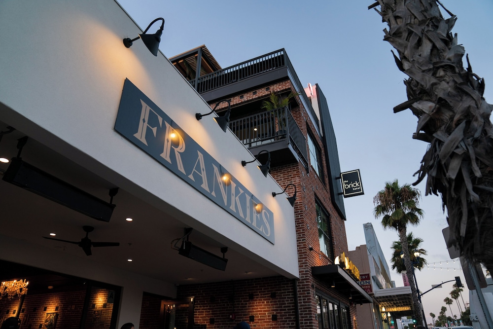 The Brick Hotel - photo 85