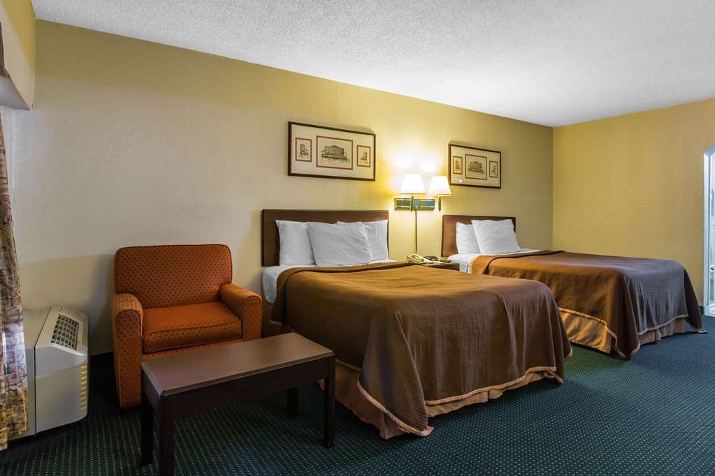 Rodeway Inn Marietta near Dobbins ARB - photo 11