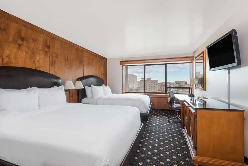 The Antlers a Wyndham Hotel - photo 15