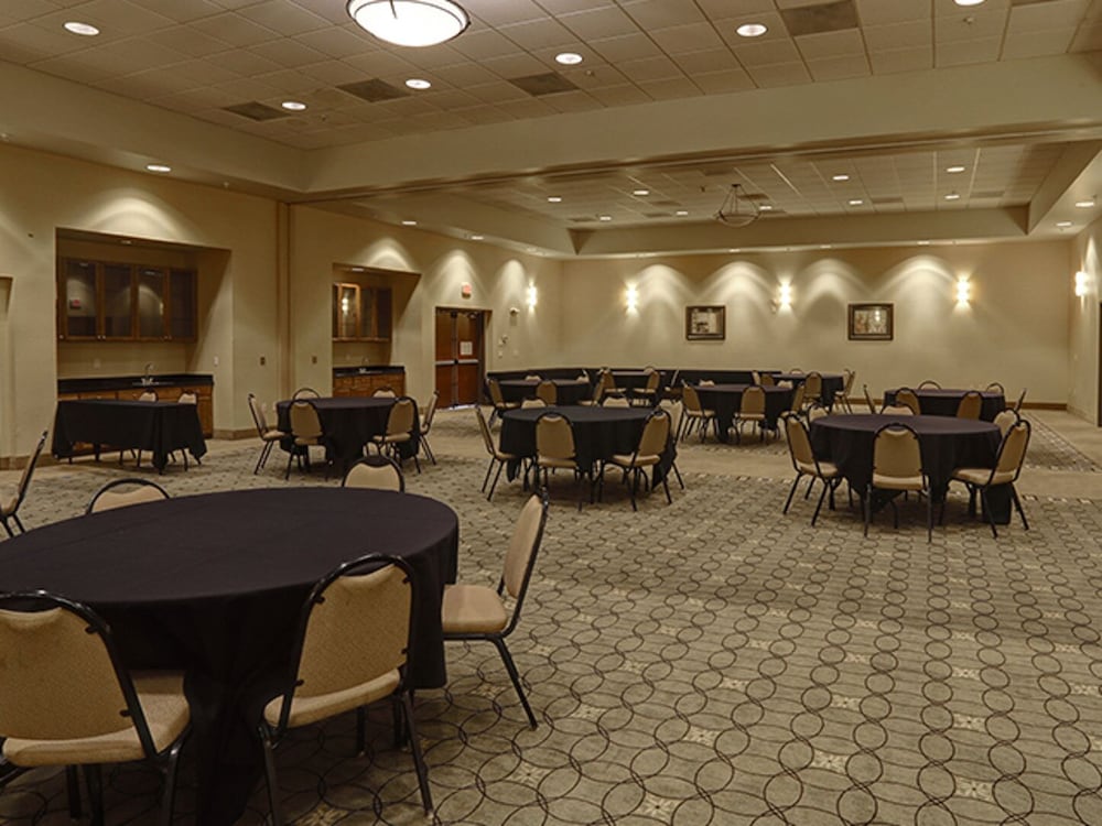 GreenTree Inn & Suites Florence - photo 48