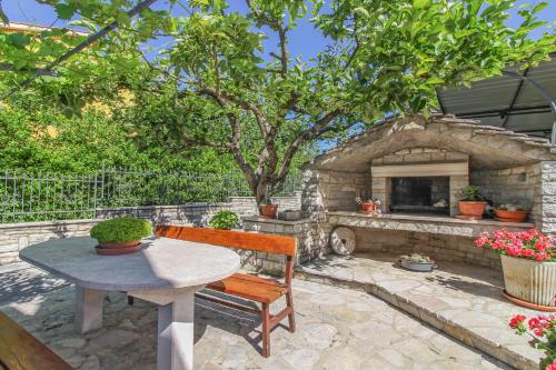 Apartment Marino — 4-Star Luxury Hotel in Gracisce, Croatia
