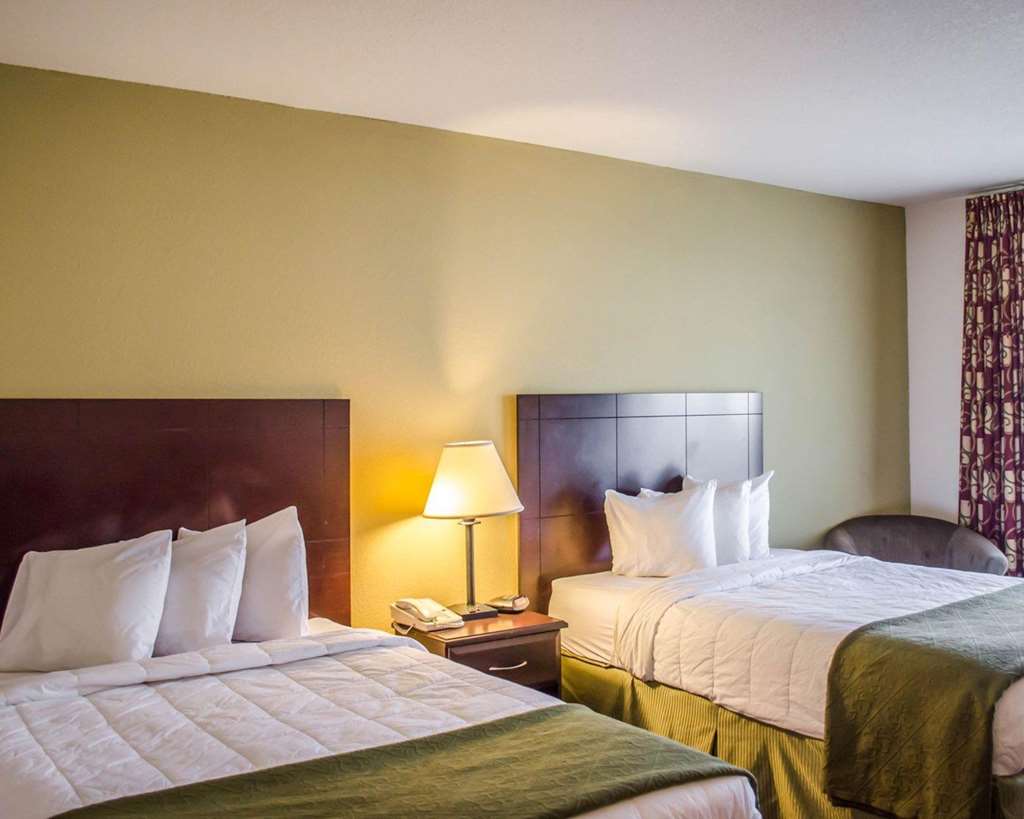Quality Inn & Suites Pensacola Bayview - photo 13