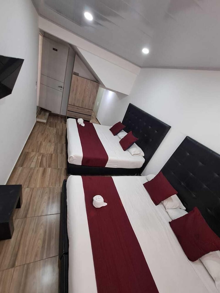 Casa Hotel Mónaco - last minute hotel in Bogota