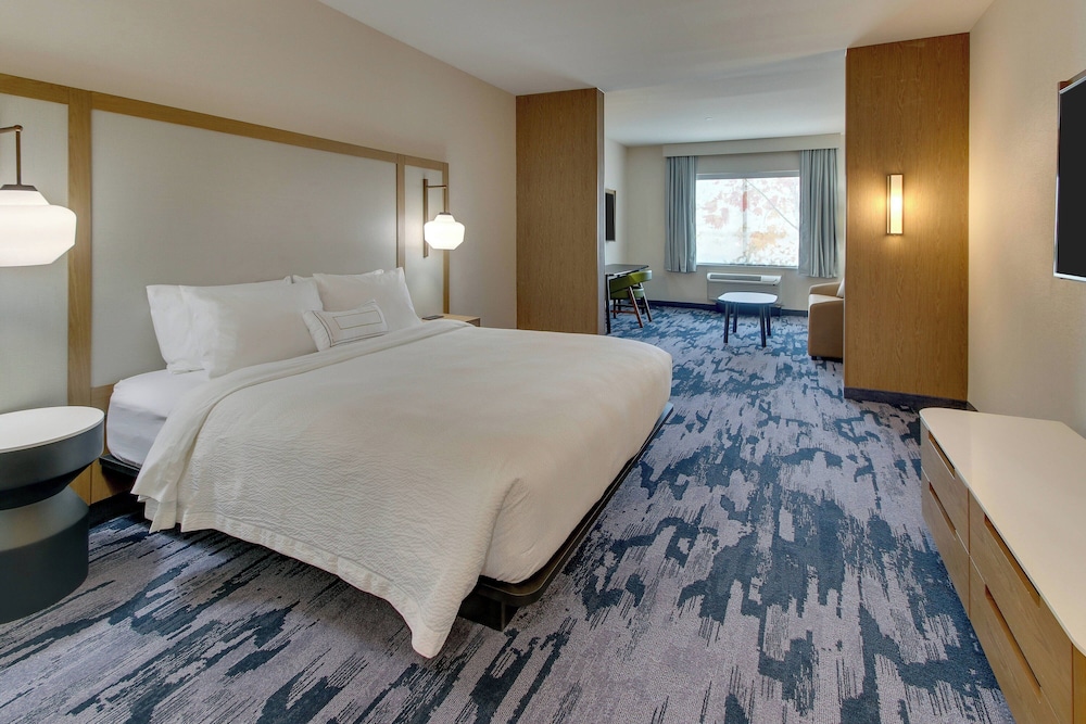 Fairfield Inn & Suites by Marriott Houston Brookhollow - photo 10