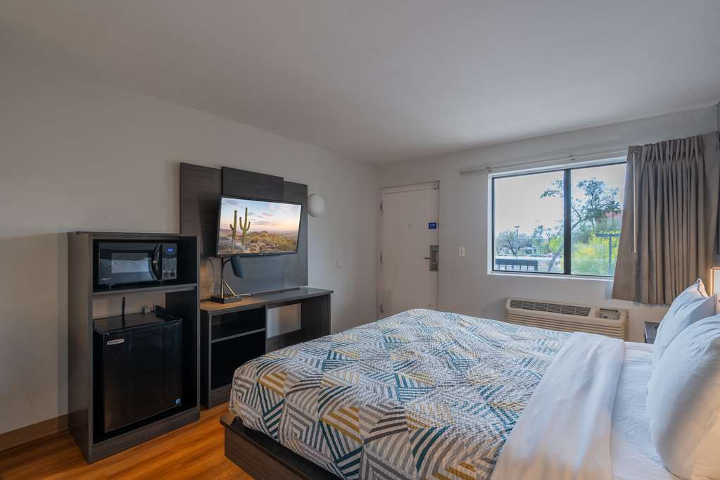 Motel 6 Chandler - photo 9