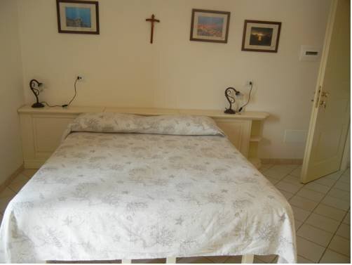 B&B Villaevelina — 4-Star Luxury Hotel in Anzio, Italy