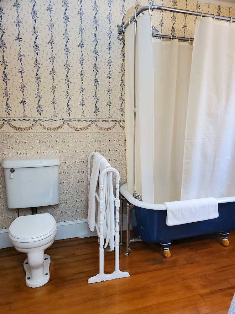 Harbourside Inn - photo 82