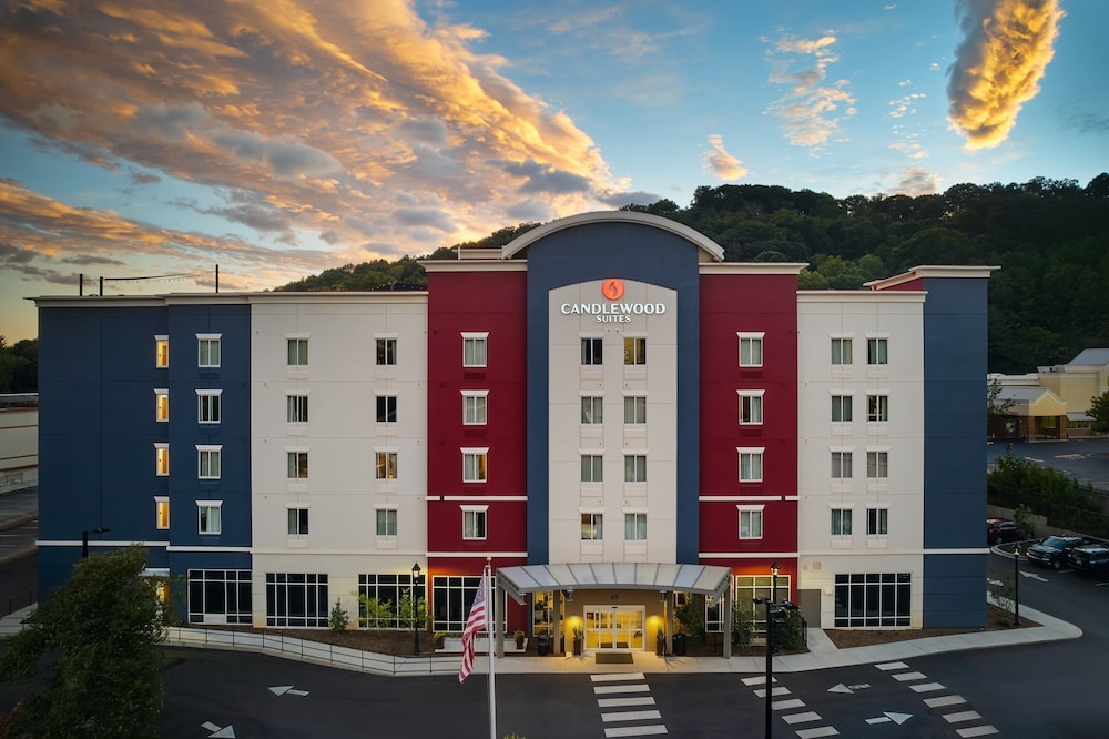Candlewood Suites Asheville Downtown by IHG - photo 67