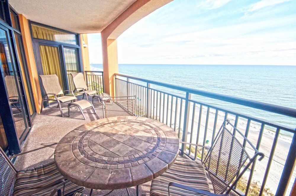 The Island 914 by RedAwning - photo 15