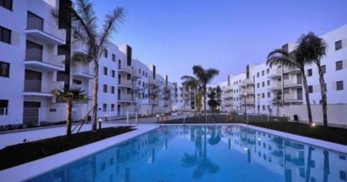 Green Simon Piso Nuevo Con Piscina 2024 in San Juan De Aznalfarache, Spain