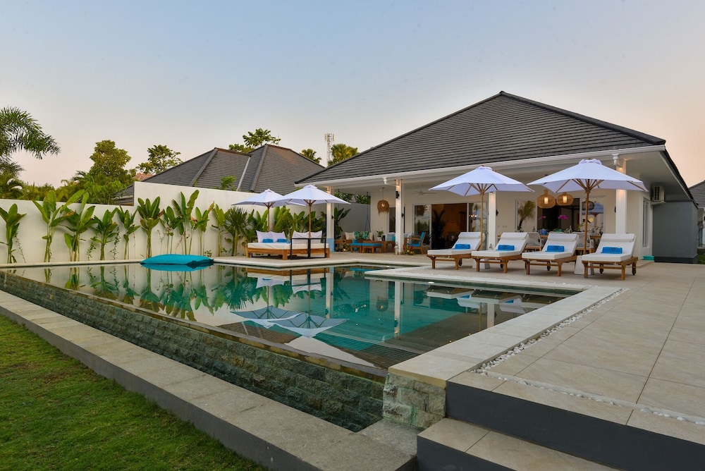 Villa Serenity — 4-Star Luxury Hotel in Bali, Indonesia