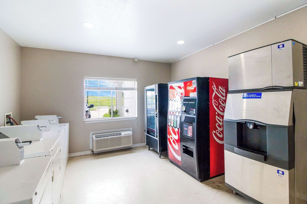 Rodeway Inn & Suites Port Arthur Groves - photo 27