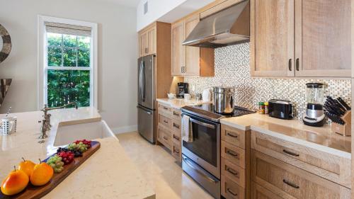 Layover In Paradise by Last Key Realty in Key West, United States