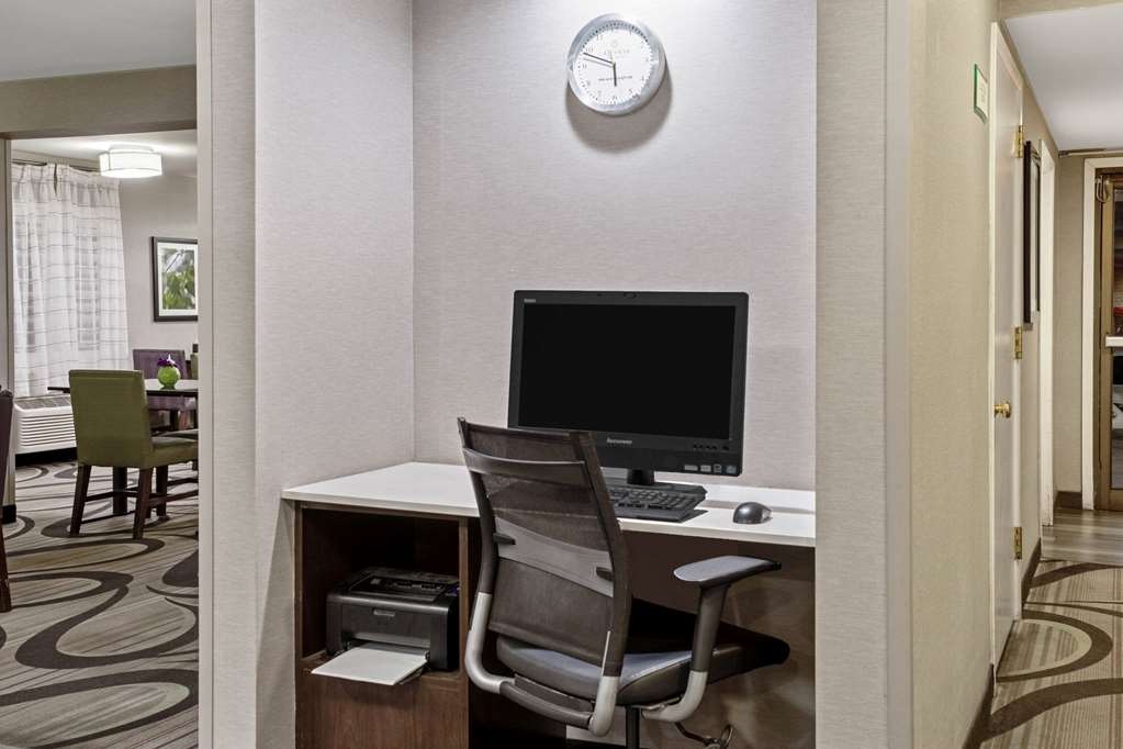 La Quinta Inn by Wyndham Tucson East - photo 32