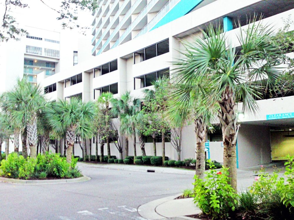 Oceanview 3BR Condo 16th Floor Spacious Floor Plan and Incredible Views Sand Dunes 1603 — 4-Star Luxury Hotel in Myrtle Beach, United States