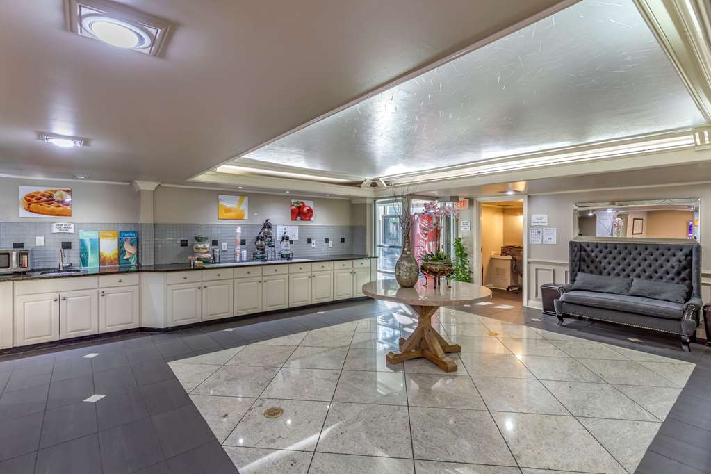 Quality Inn Duluth Atlanta Northeast - photo 4