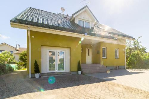 V36 Zemutine Studija — Palanga
