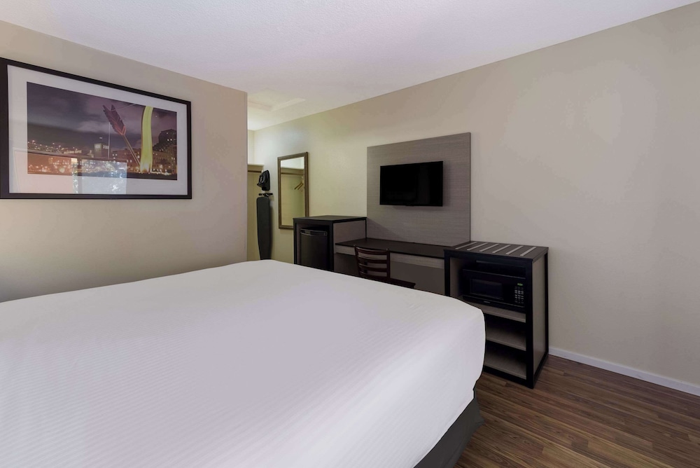Rodeway Inn Livermore - photo 14