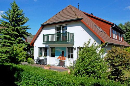 Pension Seeperle — 4-Star Luxury Hotel in Ostseebad Sellin, Germany