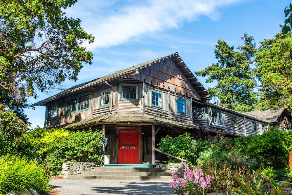 Captain Whidbey - featured photo