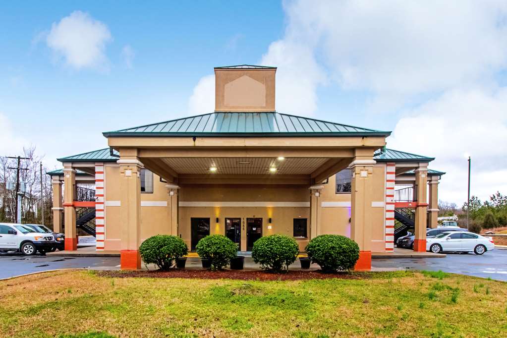 Quality Inn & Suites Dickson — hotel in Dickson