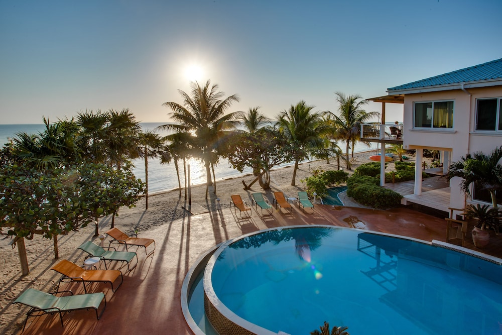Laru Beya Resort in Placencia, Belize
