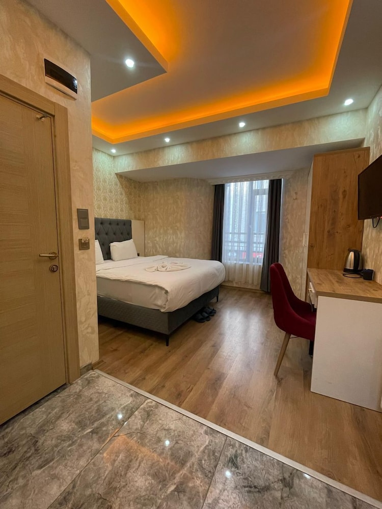 Hotel Pera White — Van — photo 4