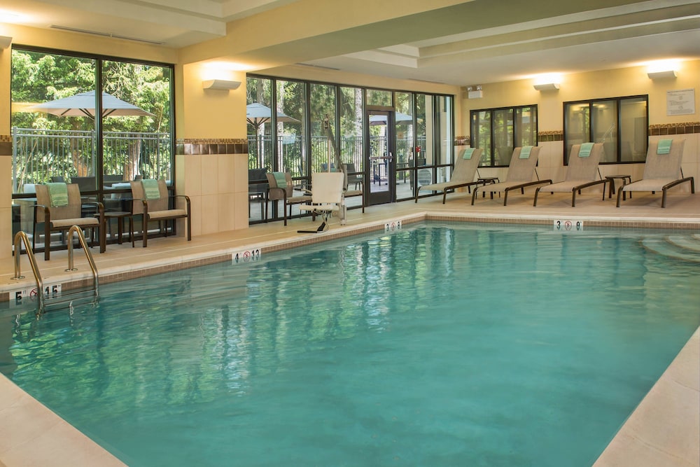 Courtyard by Marriott Hershey Chocolate Avenue - photo 14