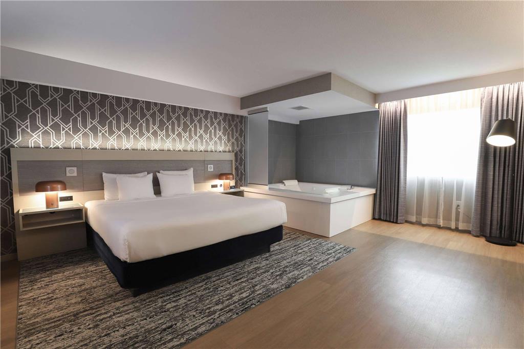 Radisson Plaza Hotel at Kalamazoo Center - photo 156