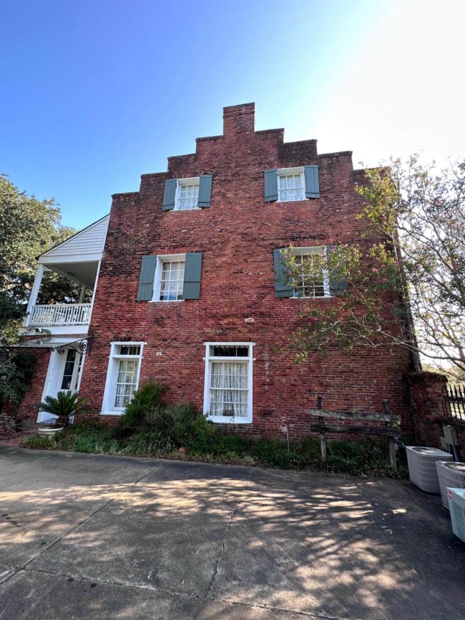 Schmit Hotel — hotel in Opelousas