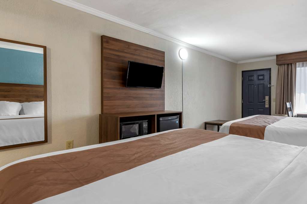 Quality Inn & Suites Ft. Jackson Maingate - photo 23