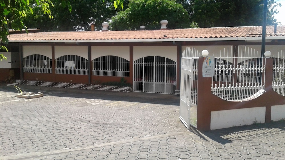 Hotel y Restaurante Charlie’s in Leon, Nicaragua
