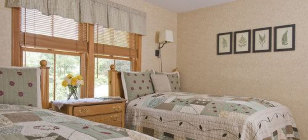Inn at Ellis River - photo 21