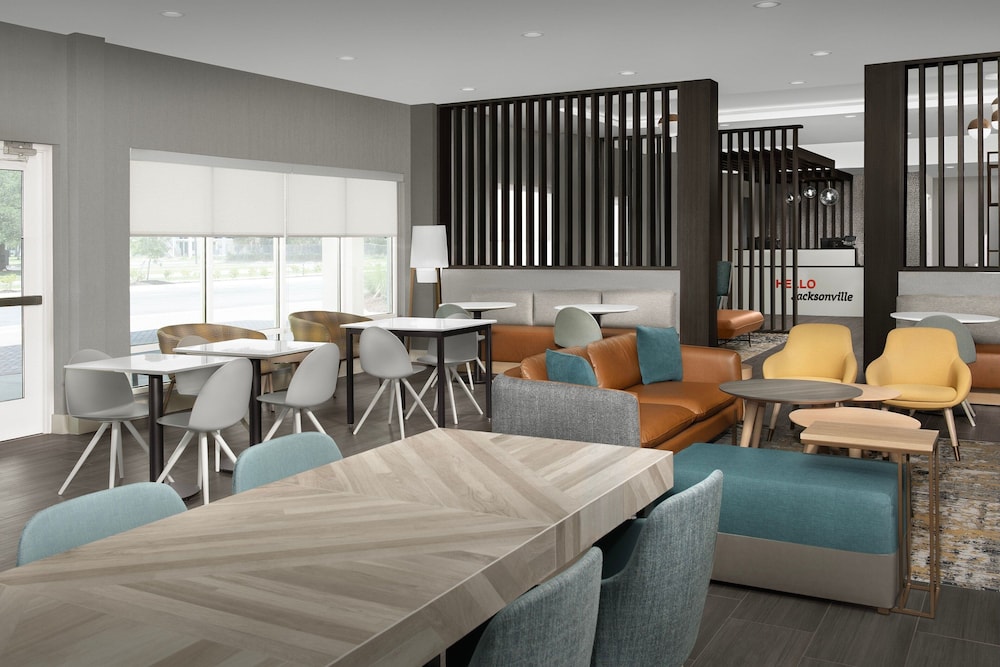 TownePlace Suites by Marriott Jacksonville Airport - photo 49