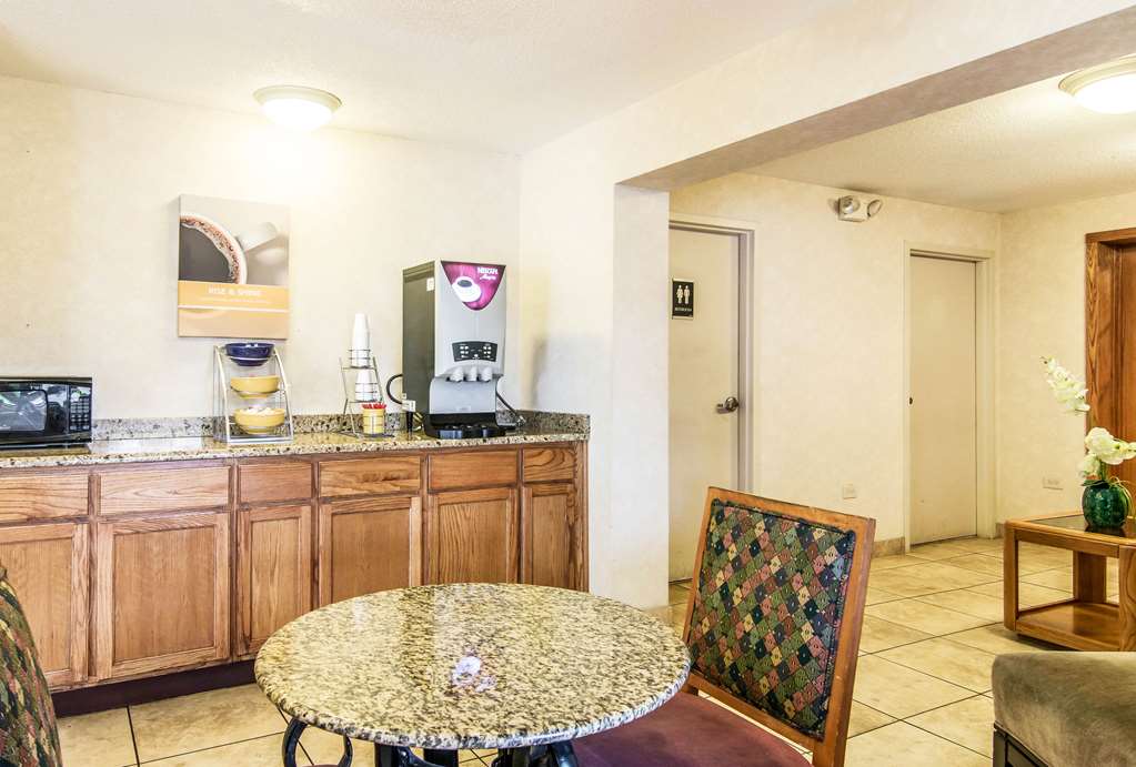 Motel 6 Alsip IL - photo 22