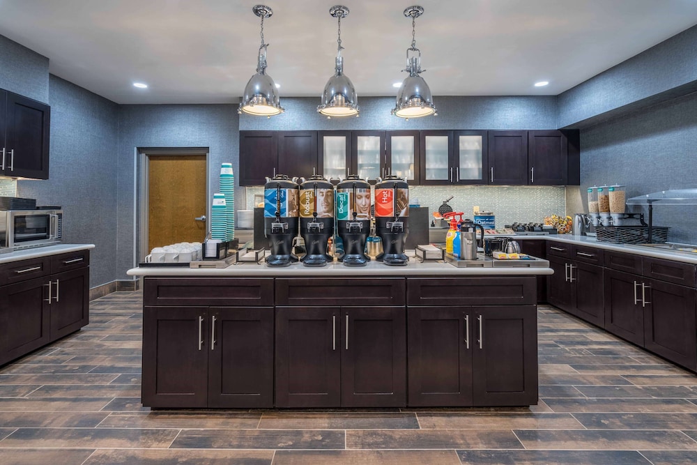 Homewood Suites By Hilton Philadelphia Plymouth Meeting - photo 39