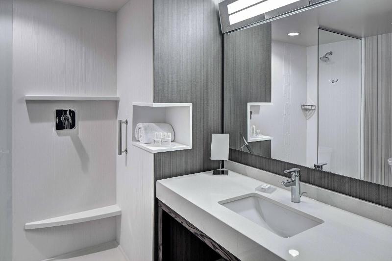 Courtyard by Marriott Appleton Riverfront - photo 99