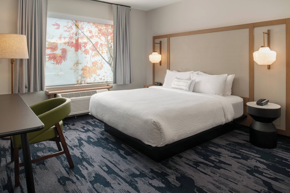Fairfield Inn & Suites by Marriott Wenatchee - photo 9