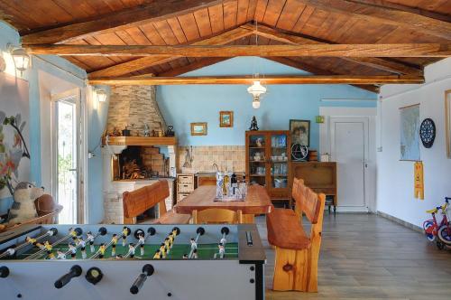 Apartments Barat — 4-Star Luxury Hotel in Kanfanar, Croatia