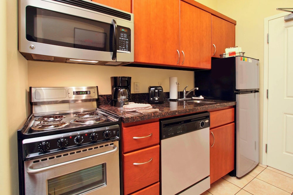 TownePlace Suites by Marriott St. George - photo 11