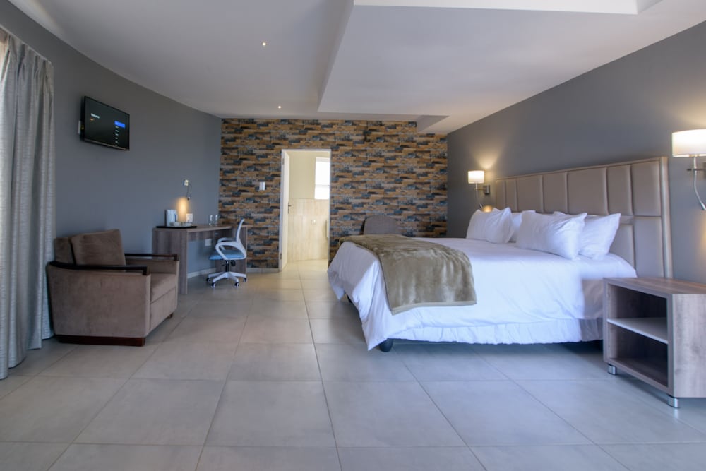 Green Fields Hotel - carbon neutral hotel in Mthatha