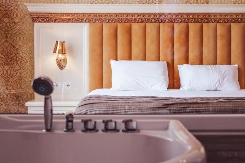 Nafron Hotel — Prizren — photo 5