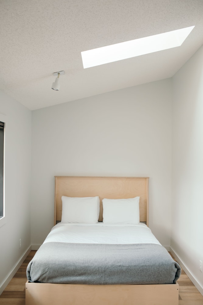 Seagull Bay Motel - photo 31