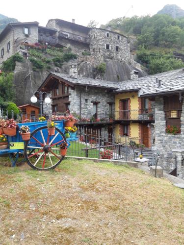 La Coccinella - carbon neutral hotel in Donnas