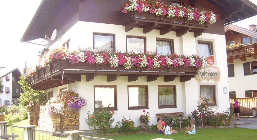 Haus Rohregger — 4-Star Luxury Hotel in Mittersill, Austria