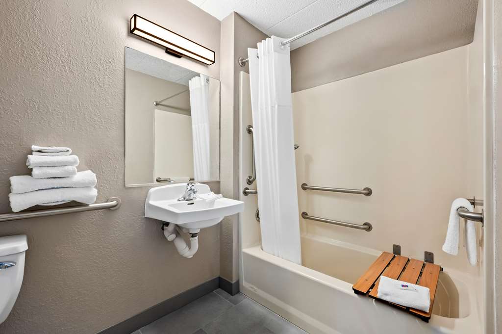 Motel 6 Portland ME - photo 9