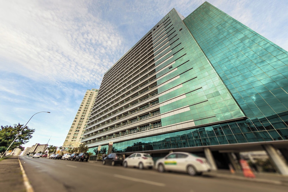 Hplus Vision Executive - carbon neutral hotel in Unknown City